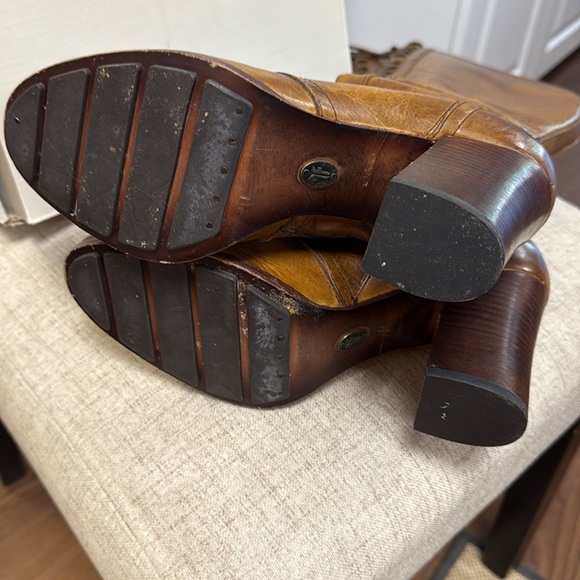 FRYE parker lace up leather tall heeled boots size 9🎀UNICORN 🎀 - Picture 8 of 10